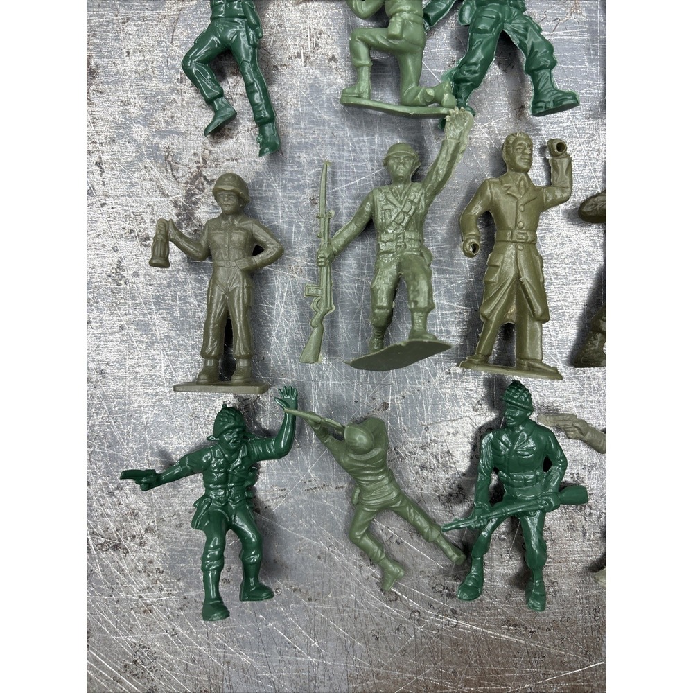 Vintage 1960s Marx MPC Tim Mee Playset Plastic Figures Green Army Lot Of 20 - Picture 4 of 6